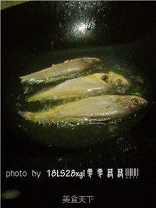 私房菜:酸菜小黄鱼的做法步骤:6