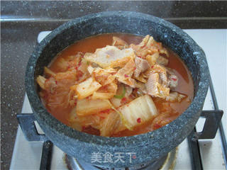 韩式石锅泡菜汤的做法步骤:5