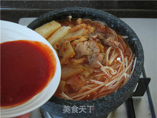 韩式石锅泡菜汤的做法步骤:8