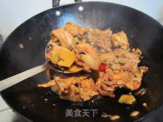 吉庆有余---模仿新疆大盘鸡的做法步骤:11
