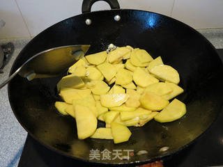 吉庆有余---模仿新疆大盘鸡的做法步骤:14