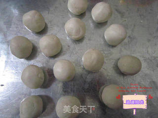 空心麻团--不用泡打粉一样可做出漂亮的空心麻团的做法步骤:4
