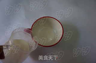 草莓酸奶饮的做法步骤:2