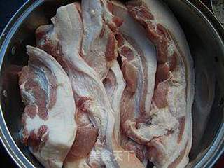 鲜甜味的腊肉的做法步骤:2
