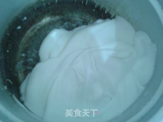 翠绿色的心情——抹茶蛋糕卷的做法步骤：4