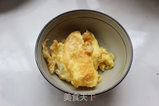 舒舒坦坦吃碗面——蛋炒棍棍面的做法步骤:3