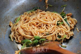 舒舒坦坦吃碗面——蛋炒棍棍面的做法步骤:10