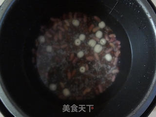 奶香红枣杂粮粥的做法步骤:4
