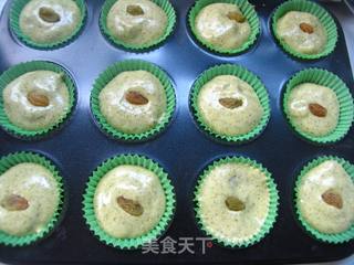 清新茶滋味——葡萄干抹茶小蛋糕的做法步骤：12
