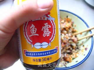 咬一口,满口香——三鲜虾仁水饺的做法步骤:6