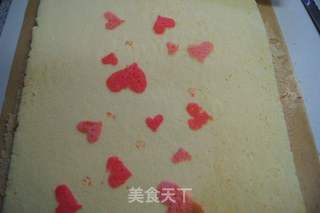 情人节的礼物---爱心蛋糕卷的做法步骤:4