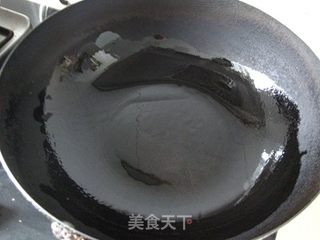 甜蜜传统菜---拔丝鸡蛋的做法步骤：2