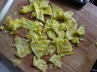 甜蜜传统菜---拔丝鸡蛋的做法步骤：5