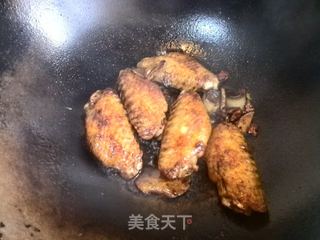 红烧鸡翅的做法步骤:6