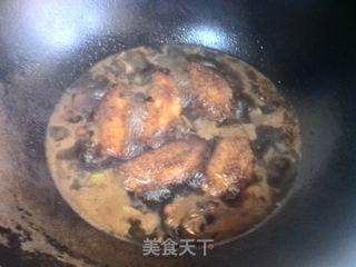红烧鸡翅的做法步骤:7