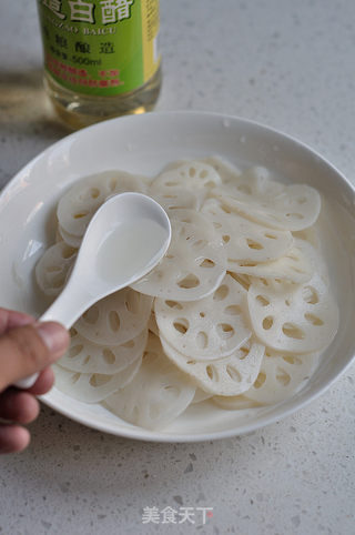 葱油藕片的做法步骤:6