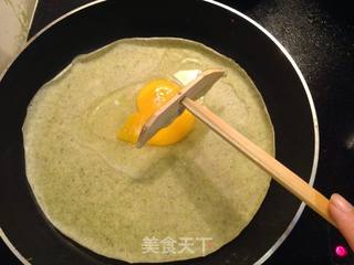 难忘家乡味------天津煎饼果子的做法步骤：4