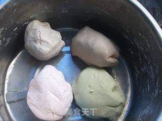 五彩汤圆的做法步骤:2