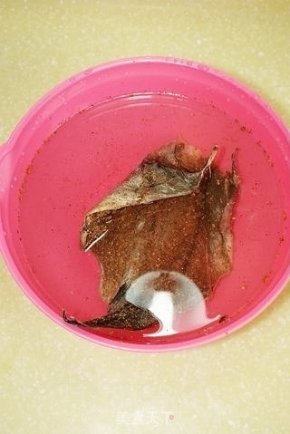 豆豉蒸腊鱼(附:用深海鱼腌制腊鱼的方法)的做法步骤:6