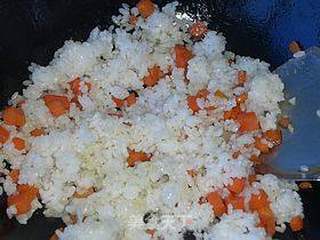 鲜虾奶酪焗饭的做法步骤:6