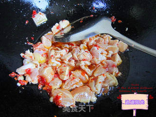 辣子鸡丁——鲜香味美的下饭菜的做法步骤:5