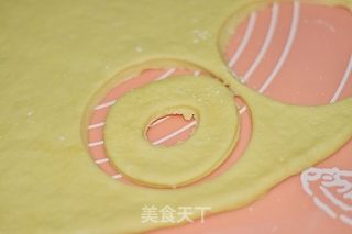 甜甜圈的做法步骤:6