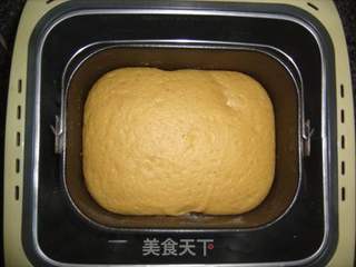 胡萝卜沙拉酱排包的做法步骤：3