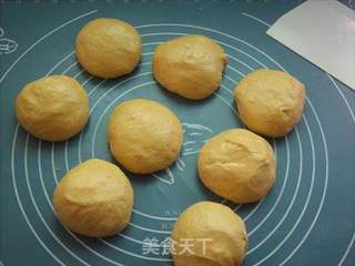 胡萝卜沙拉酱排包的做法步骤：4
