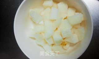 【银耳百合雪梨羹】美容养颜又清肺的做法步骤:4