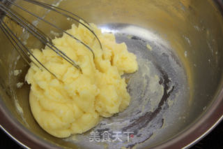 天鹅泡芙——高雅大气上档次爱他需要理由么?的做法步骤:5