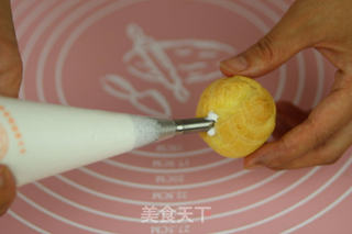 天鹅泡芙——高雅大气上档次爱他需要理由么?的做法步骤:12