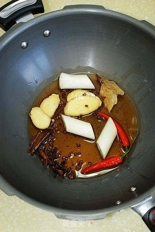 老少皆宜鲜美骨酥的带鱼罐头的做法步骤:3