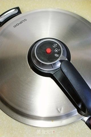 老少皆宜鲜美骨酥的带鱼罐头的做法步骤：7