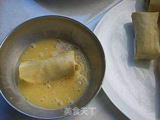 芝麻香蕉卷的做法步骤:4