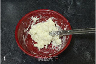 热狗花形面包的做法步骤：1
