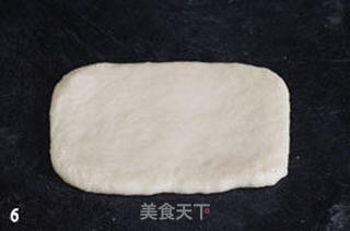 热狗花形面包的做法步骤：6