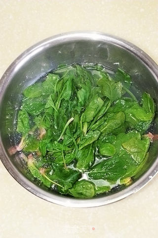 赤贝拌菠菜的做法步骤:3
