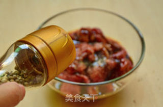 孜然葱爆羊肉的做法步骤:2