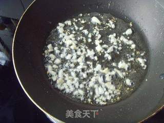 鲜甜味美---金银蒜蒸丝瓜的做法步骤:2