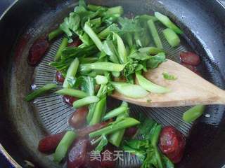 清淡爽脆---芥蓝炒广式香肠的做法步骤:4