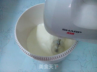 柠檬香草与红火龙果冰淇淋的做法步骤:9