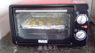 奶香蛋黄饼干----婴儿的辅食饼干的做法步骤:10
