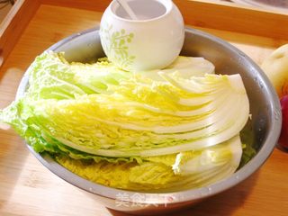 腌渍韩式辣白菜的做法步骤:2