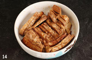 川味梅菜扣肉--咸烧白的做法步骤:14