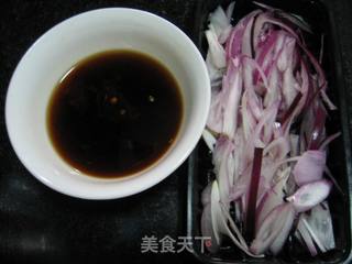 泡椒鲫鱼的做法步骤:2