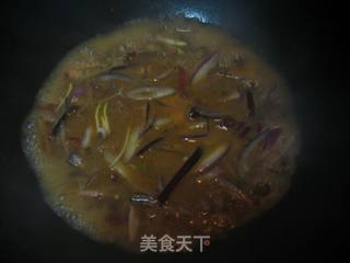 泡椒鲫鱼的做法步骤:9