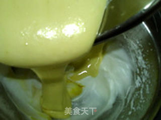 戚风蛋糕的做法步骤:10