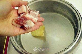 笋焖五花肉的做法步骤:4