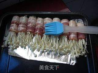 培根金针菇卷的做法步骤:4