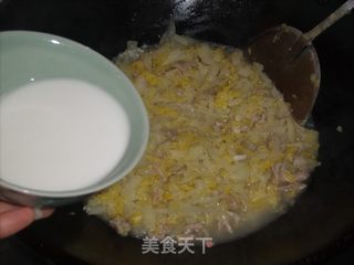 大白菜肉丝春卷的做法步骤：6